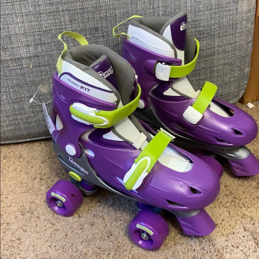 NWOB Chicago Girl’s adjustable quad skates